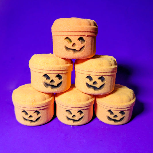 PUMPKIN PAIL BATH BOMB